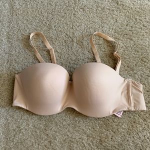 Victoria’s Secret Strapless multiwear Bra in nude